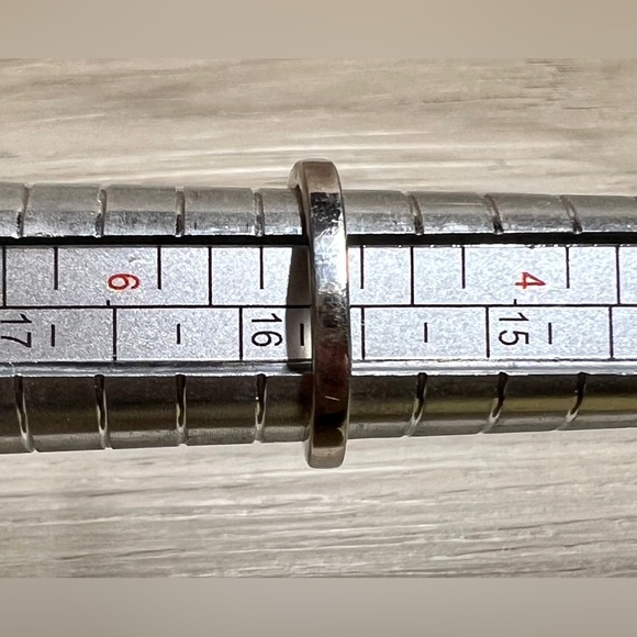 Vintage Sterling Silver WTS WATSON Amethyst Floral Bypass Ring, Size 5, 4g - Picture 10 of 10